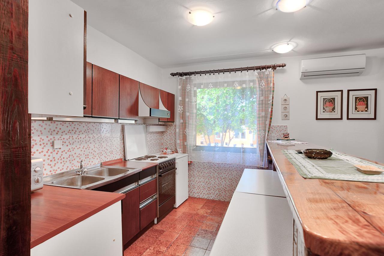 Vesna Apartment ปิเยชชานา อูวาลา ภายนอก รูปภาพ